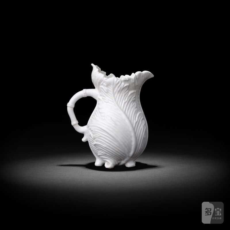A Chelsea white acanthus or 'Strawberry Leaf' milk jug, circa 1745-49 - 图2